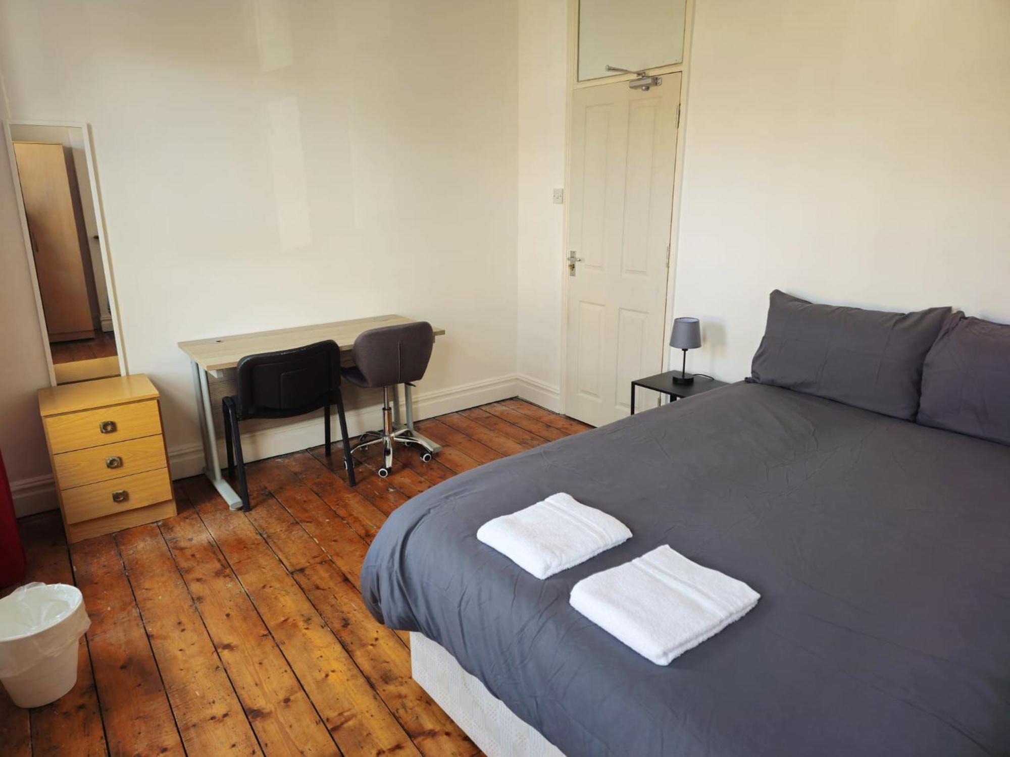 Delightful Room By Gloucester Road 布里斯托 外观 照片