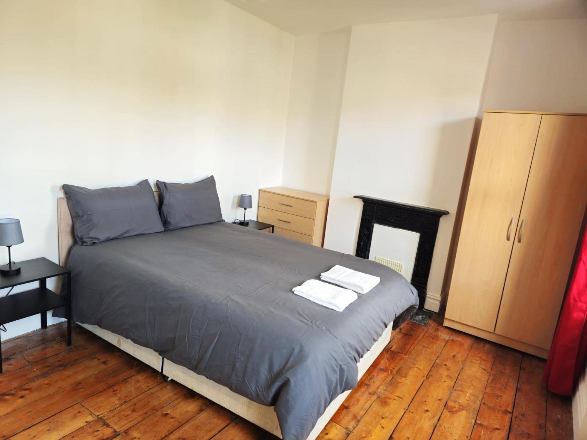Delightful Room By Gloucester Road 布里斯托 外观 照片